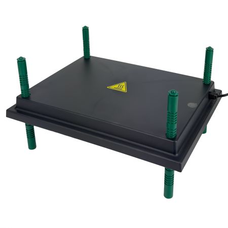 Панель обогревательная HobbyFarm 30х40 см 30 Вт для цыплят