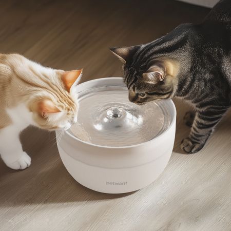 Автопоилка фонтан Petwant W8, 3 л, нержавеющая сталь, для кошек и собак, белая