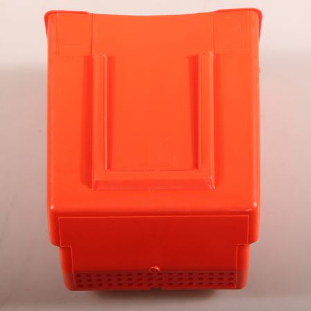 Кормушка бункерная для кроликов 2 секции с держателем для учетной карточки, пластик без крышки