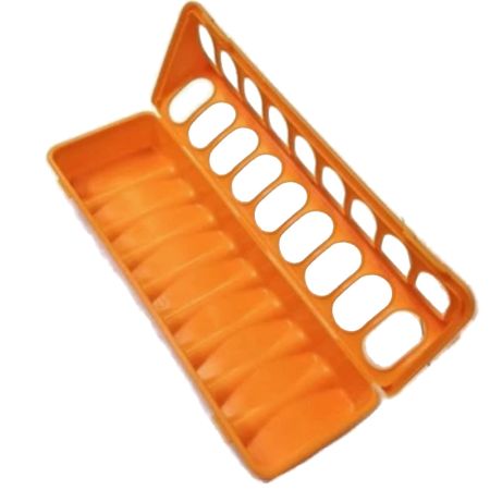 Кормушка-поилка лотковая 30 см пластик для цыплят, оранжевый Кормушка-поилка лотковая 30 см пластик для цыплят, оранжевый