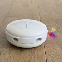 Игрушка для кошек Pawgether PL1w с перьями интерактивная, белая