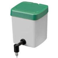 Поилка ниппельная с бачком 0,5 л 90° HobbyFarm для кур и кроликов с креплением на клетку