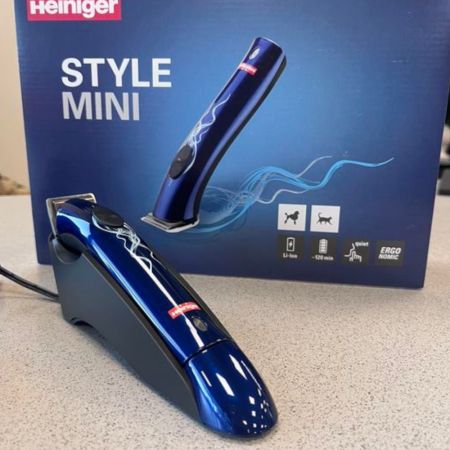 Триммер Heiniger Style Mini для стрижки лап, глаз и хвоста собак, кошек Триммер Heiniger Style Mini для стрижки лап, глаз и хвоста собак, кошек