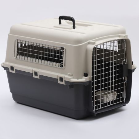 Переноска Departures Range 67х51х47 см для кошек и собак Pet Choice, стандарт IATA