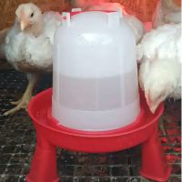 Поилка вакуумная ECO 1,5 л с ручкой на ножках, 2 шт.