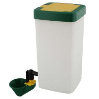 Поилка чашечная с бачком HobbyFarm для кур с креплением на клетку, 1 л, зеленая