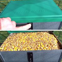 Кормушка педальная Feed-O-Matic 5 кг для кур