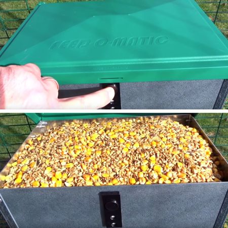 Кормушка педальная Feed-O-Matic 20 кг для кур