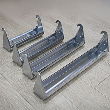 Поилка-кормушка навесная 50 см оцинкованная сталь CF