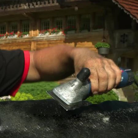 Машинка Heiniger Xperience 2-Speed для стрижки лошадей и КРС