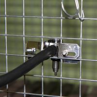 Поилка ниппельная для птиц/кроликов с винтовым креплением