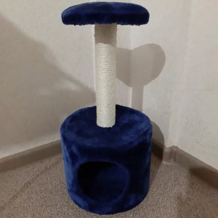 Когтеточка-домик для котят Pet Choice, 26х26х50 см, темно-синий