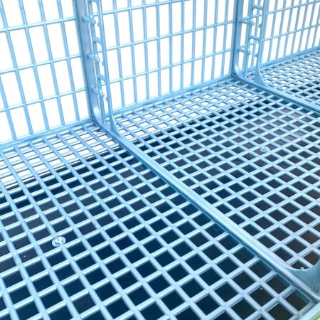 Клетка Comfortplast для бройлеров 3 секции, 4 яруса, пластиковая Клетка Comfortplast для бройлеров 3 секции, 4 яруса, пластиковая