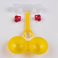 Поилка ниппельная для птиц двойная с каплеуловителем на трубу