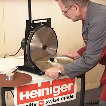 Профессиональное устройство Heiniger EasyGrinder для заточки ножей для стрижки овец