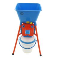 Зернодробилка Novital Magnum 4V 750 Вт электрическая для измельчения зерна и сухого хлеба / в комплекте 4 сита