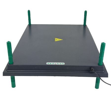 Панель обогревательная HobbyFarm 45х65 см 65 Вт для цыплят