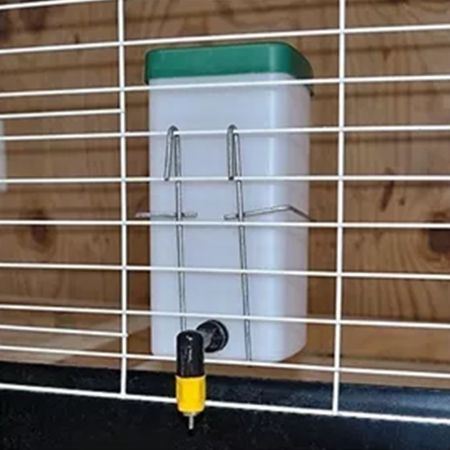 Поилка ниппельная с бачком HobbyFarm 1 л 360 градусов для кур с креплением на клетку, комплект 3 шт.