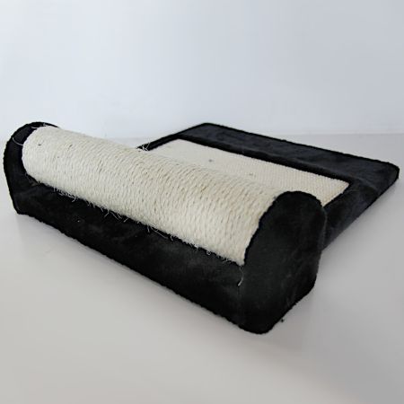 Когтеточка-коврик с роликом 36х42х24 см, черный