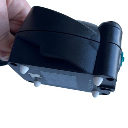 Компрессор аэратор для аквариума Newa Wind NW22 регулируемый на 100-300 л 2х100 л/ч