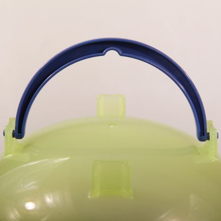 Поилка вакуумная ECO Recycled 8 л с ручкой на ножках