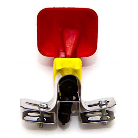 Поилка чашечная для крупной птицы, пластик, с винтовым креплением на сетку