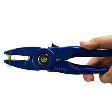 Биркач для установки ушных бирок универсальный, синий