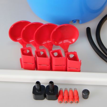 Ниппельная система 4 пластиковых поилки для кур с емкостью 12 л