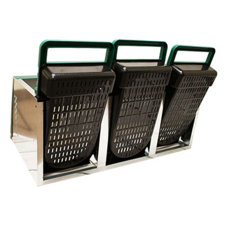 Гнездо для кур несушек 3 секции с яйцесборником