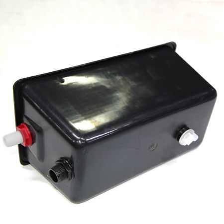 Бачок накопительный 8 л 1 подключение для линии поения птицы и животных