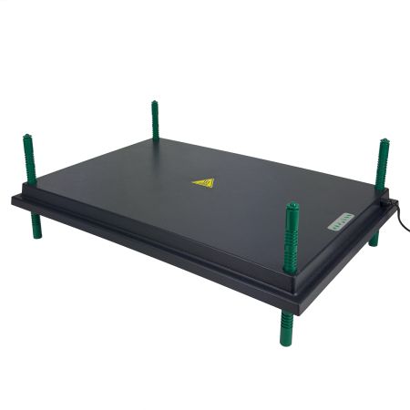 Панель обогревательная HobbyFarm 45х65 см 65 Вт для цыплят