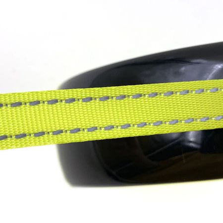 Поводок-рулетка со светоотражающей лентой 5 м для собак до 30 кг