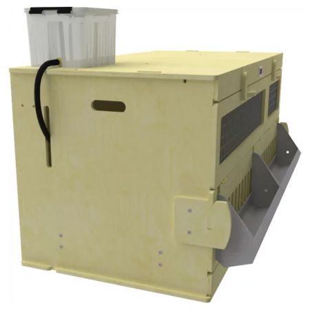 Брудер для цыплят HobbyFarm деревянный с лаковым покрытием