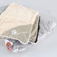 Лежак подушка Pet Choice для собак, 88х65х15 см, со съемным чехлом на молнии, кремовый Лежак подушка Pet Choice для собак, 88х65х15 см, со съемным чехлом на молнии, кремовый