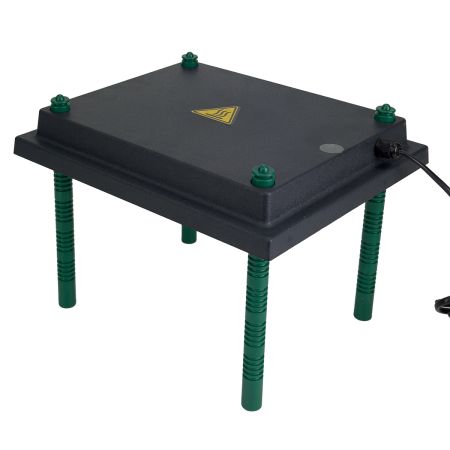 Панель обогревательная HobbyFarm 25х30 см 20 Вт для цыплят