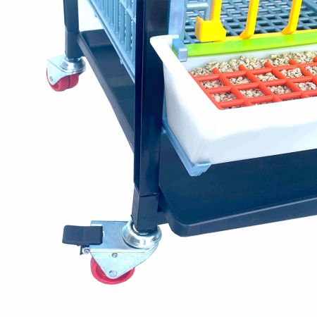 Клетка Comfortplast для бройлеров 3 секции, 4 яруса, пластиковая Клетка Comfortplast для бройлеров 3 секции, 4 яруса, пластиковая