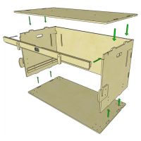 Брудер для цыплят HobbyFarm деревянный с лаковым покрытием