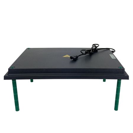 Панель обогревательная HobbyFarm 40х55 см 50 Вт для цыплят