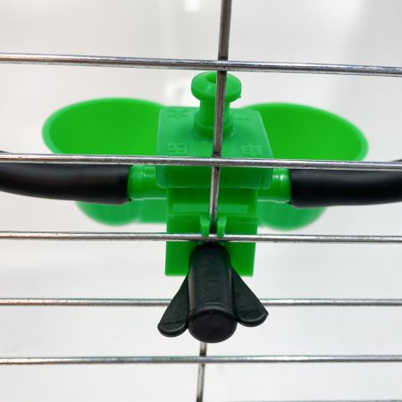 Поилка чашечная двойная