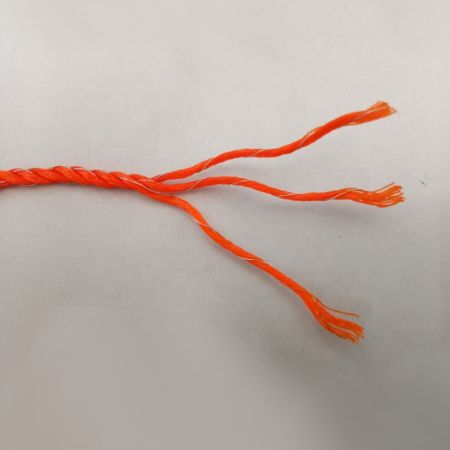 Провод для электропастуха FarmGuard красный с желтым 3 мм / 500 м / 3x0,2 мм