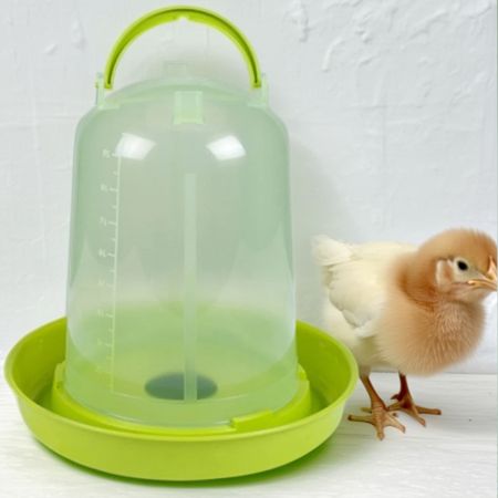 Поилка вакуумная 10 л с винтовой пробкой и ручкой