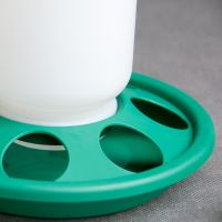 Кормушка бункерная 1 кг с круглыми отверстиями /7 ячеек для цыплят