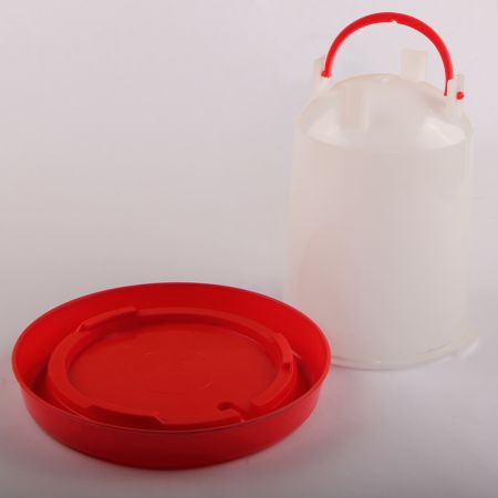 Поилка вакуумная 3 л с ручкой для цыплят, кур, уток, бройлеров и других птиц