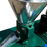 Гранулятор для комбикорма HobbyFarm BP150 диаметр матрицы 150 мм, гранул 3,8 мм, 3.7 кВт/220 В Гранулятор для комбикорма HobbyFarm BP150 диаметр матрицы 150 мм, гранул 3,8 мм, 3.7 кВт/220 В
