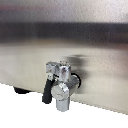 Шпарчан для птицы электрический HobbyFarm HBS-70, 70 л