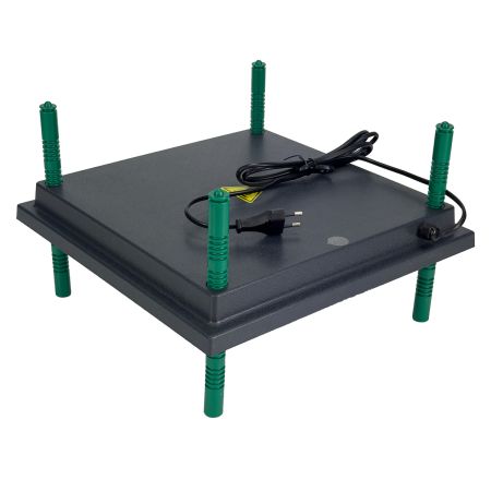 Панель обогревательная HobbyFarm 35х35 см 30 Вт для цыплят