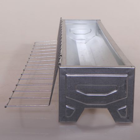 Кормушка лотковая 75 см оцинкованная cталь для кур