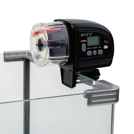 Автокормушка для рыб в аквариум Boyu ZW-82 с ЖК дисплеем и таймером